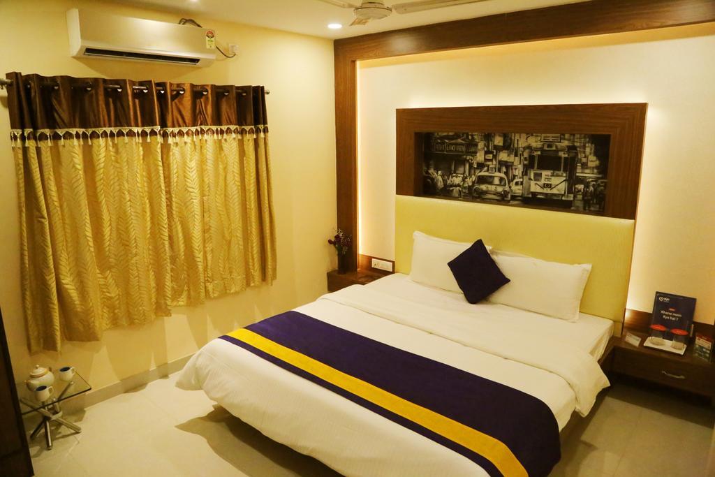 Oyo 460 Hotel Ivory Residency Колката Екстериор снимка