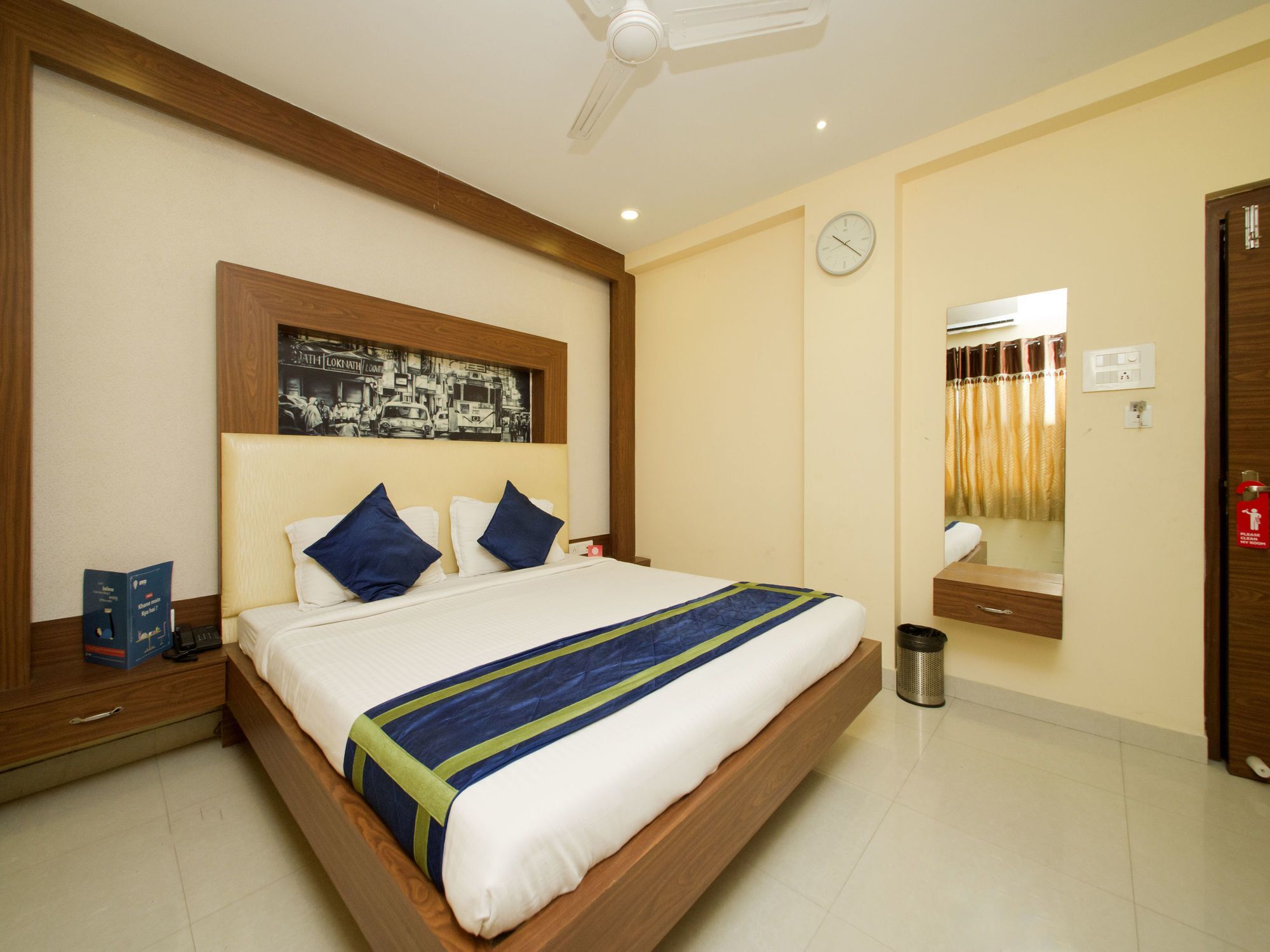 Oyo 460 Hotel Ivory Residency Колката Екстериор снимка